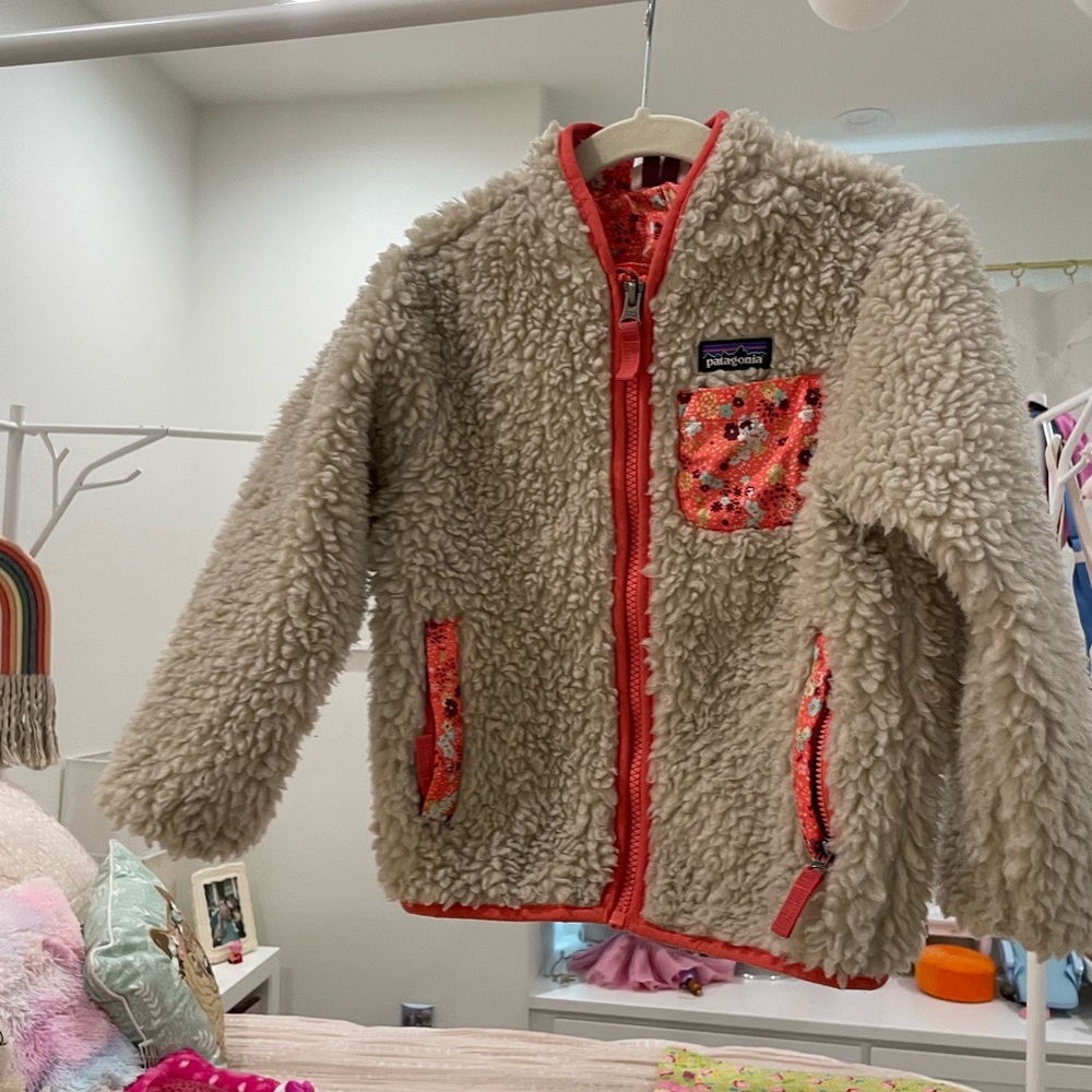4t Retro Style Patagonia Jacket